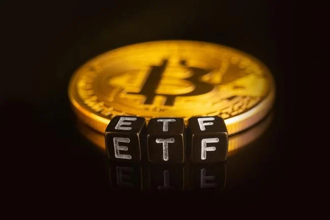 Bitcoin spikes 10% on false Blackrock ETF rumors.