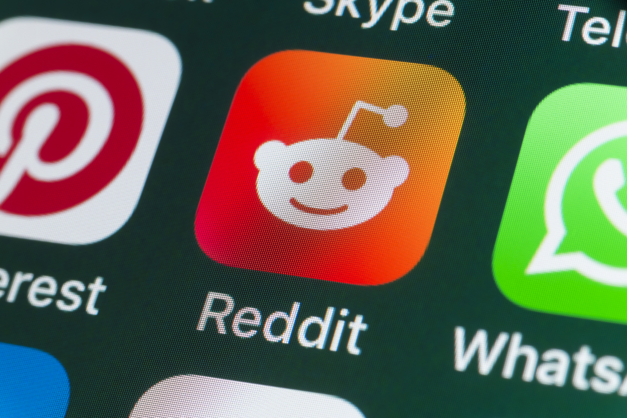 Public offering values Reddit at $6.4bn