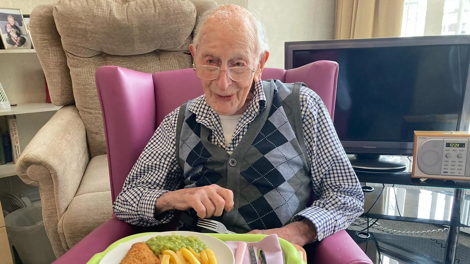 John Tinniswood: Oldest man alive, aged 111